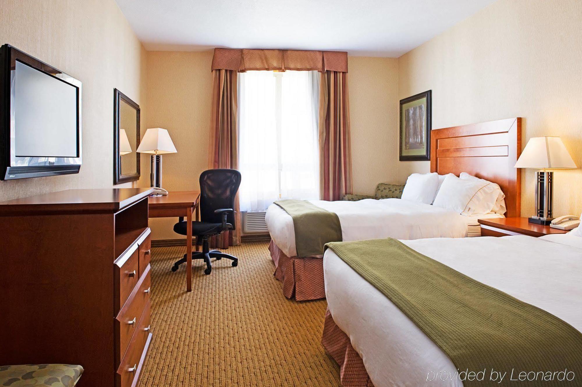 Holiday Inn Express Grande Prairie By Ihg Zimmer foto